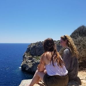 Meet your Posher, Evalina